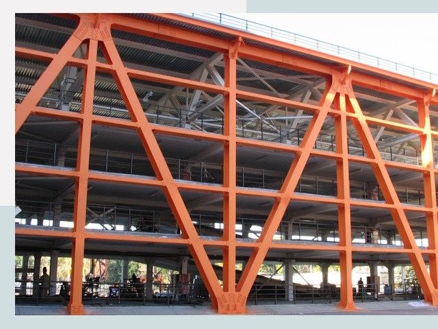 Многоуровневые паркинги в Кинель от 611 руб.